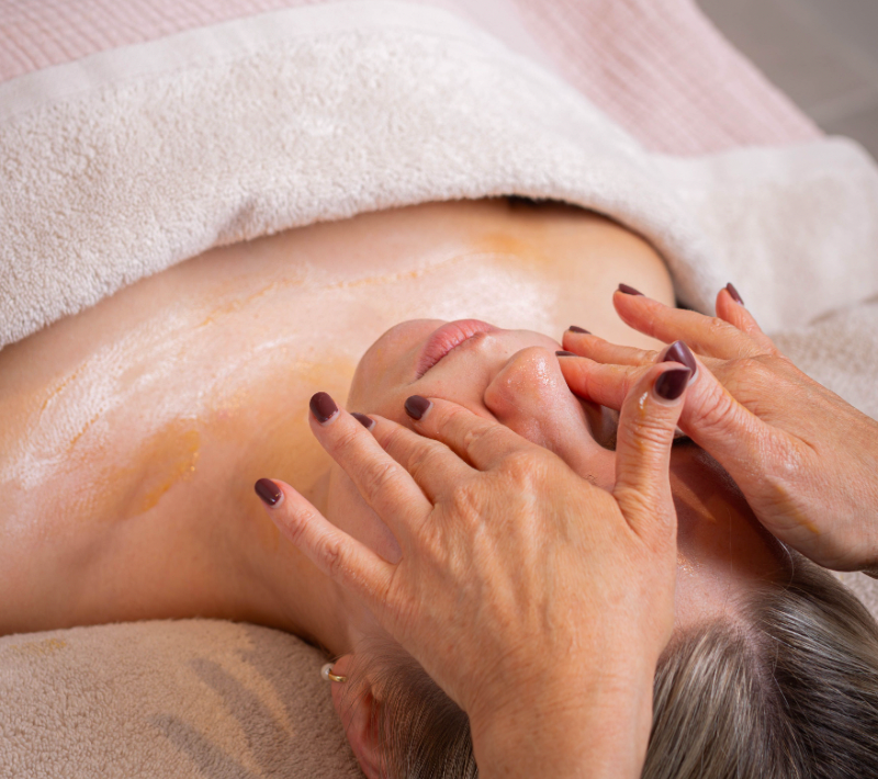Mother’s Day Gift Ideas 2026: Beauty Treatments & Gifts Mum Will Actually Love